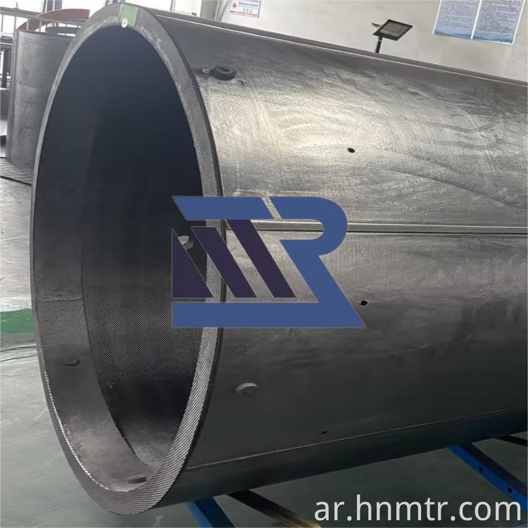 Carbon Fiber Cylinder With Sheath At The Port